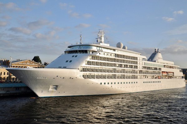 Le guide complet sur CroisiEurope : offres de croisières, services offerts et destinations phares